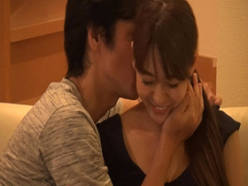 地味で控え目な清楚妻 連れ込みナンパ隠し撮り12人4時間BEST③ サンプル動画サムネイル